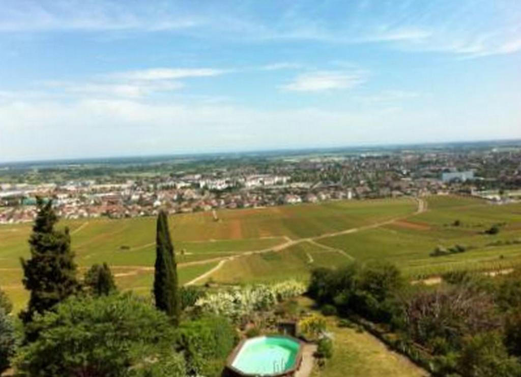 Lb Et Lb Bed and Breakfast Beaune  Eksteriør billede